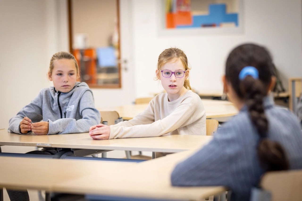 PeVa_Aloysius_Jaarmagazine_2024_leerlingenraad_IKC_Katwijk-8398